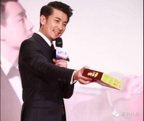 当年的校花为何变成现在的模样,18岁的天空校草现状