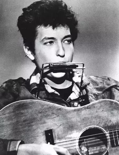 像一块滚石鲍勃迪伦,鲍勃迪伦唱的滚石歌曲