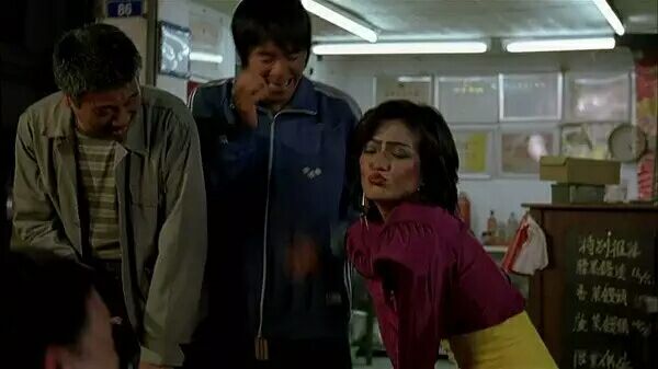 少林足球吴孟达说周星驰没有球鞋,周星驰和吴孟达功夫足球片段