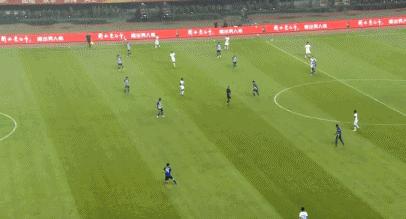 曹赟定收获赛季第9个助攻，已成申花大腿，否能进国家队？