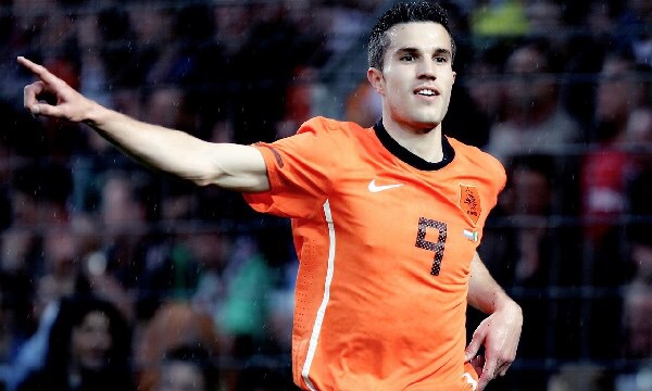 范佩西一球能吹一辈子,范佩西足坛凌空抽射第一人