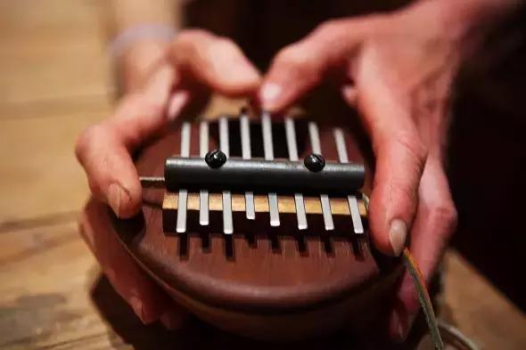 很好听但又很少见的乐器,你没看过但是一定听过的乐器