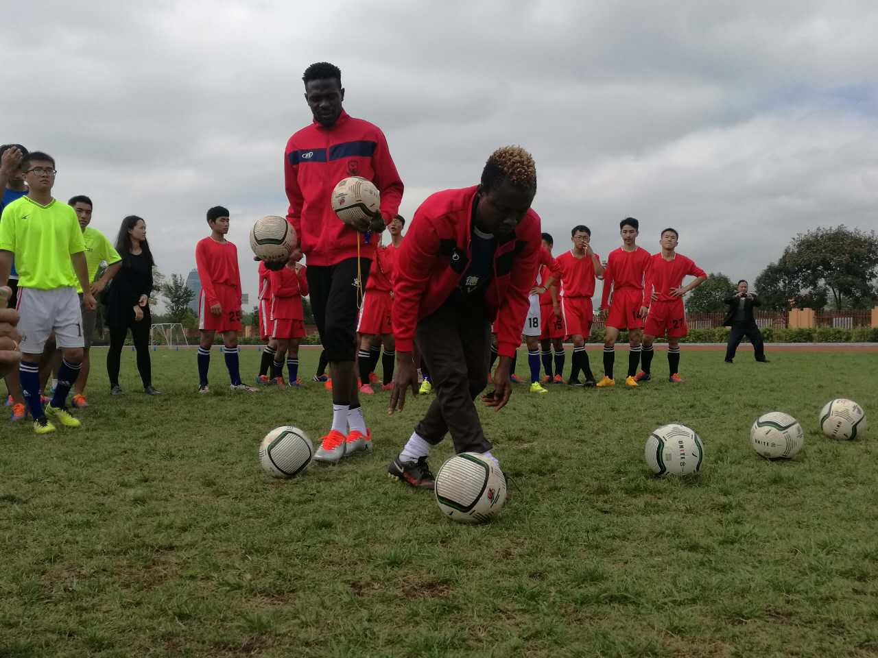 澶栨暀鏉ヤ簡鍥剧墖,澶栨暀鏉ヤ簡璇剧▼
