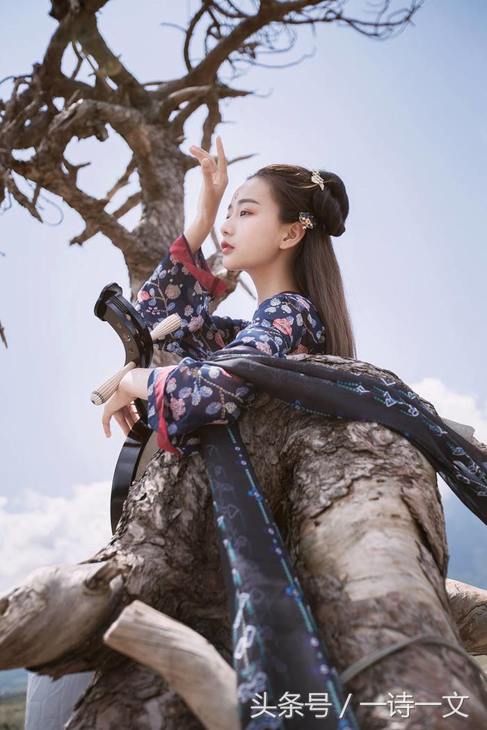 《唯有丹桂飘香八月馥郁芬芳》我，想你了荼蘼花事春已了