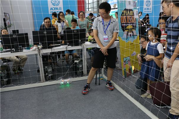 从无人机发烧友到发明家可能只差一个深圳