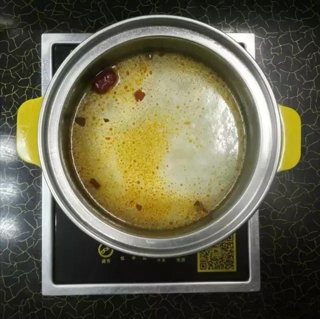 旋转小火锅自助必吃,旋转小火锅哪个地方最好吃