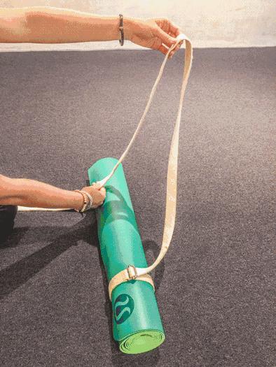 瑜伽初学者选择什么瑜伽垫,初学瑜伽在家练瑜伽垫如何选