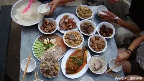 云南八大碗都有什么菜,走遍云南吃遍各地八大碗