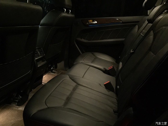 块头有大智慧终与你结缘2016款奔驰GL450提车作业