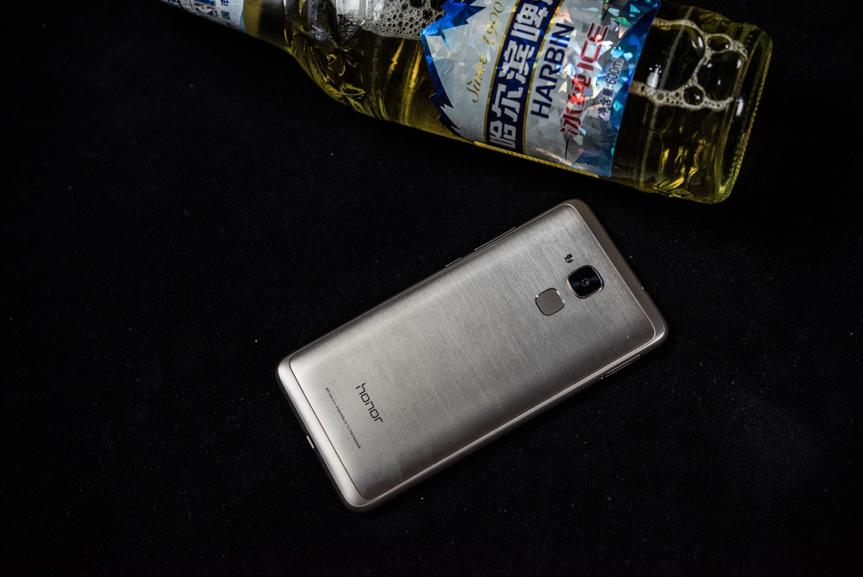 高品质助力5C，遭花样虐待后竟全身而退