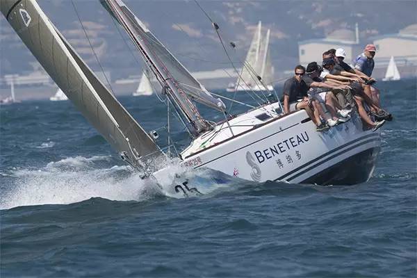 这些年，与帆船赛最有情缘的大牌们！