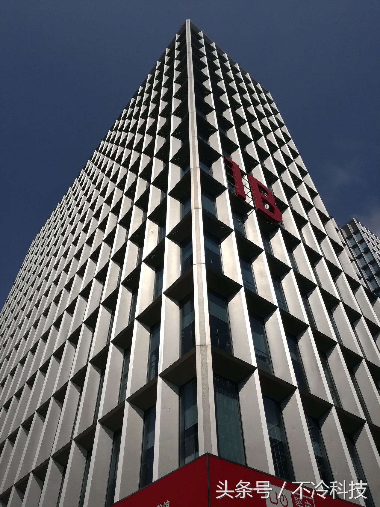 1500元手机推荐光荣畅玩6x,光荣6x与光荣畅玩6x是否一样