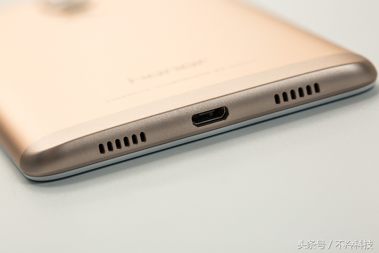 1500元手机推荐光荣畅玩6x,光荣6x与光荣畅玩6x是否一样