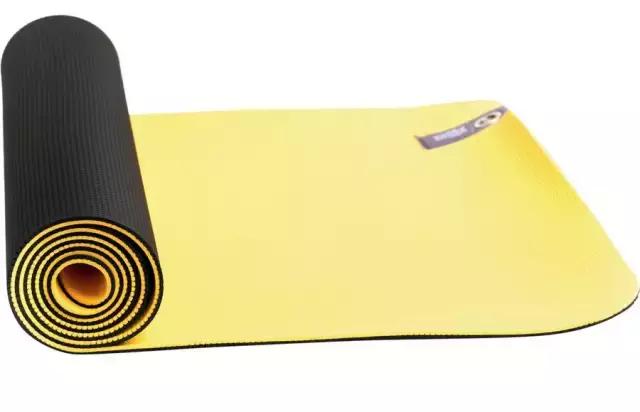 瑜伽初学者选择什么瑜伽垫,初学瑜伽在家练瑜伽垫如何选