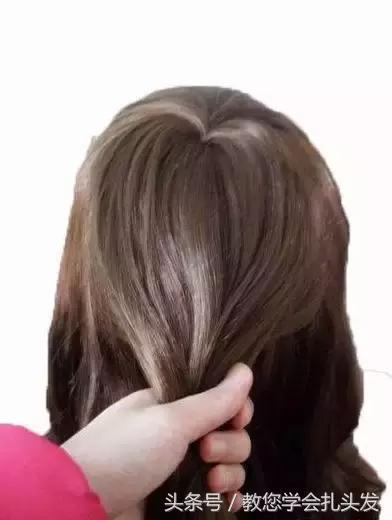 大蝴蝶结头饰发型小清新,蝴蝶结头饰搭配什么发型好看短发