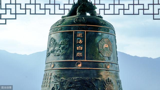 小说：庄子上来了两个叫花子，生命垂危之际，程宴秋出手相救！