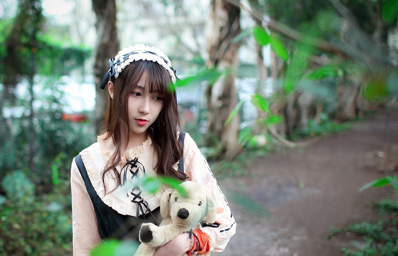 小说：黑暗法师为了让穿越小伙变成黑暗奥特曼，派去强大怪兽打他