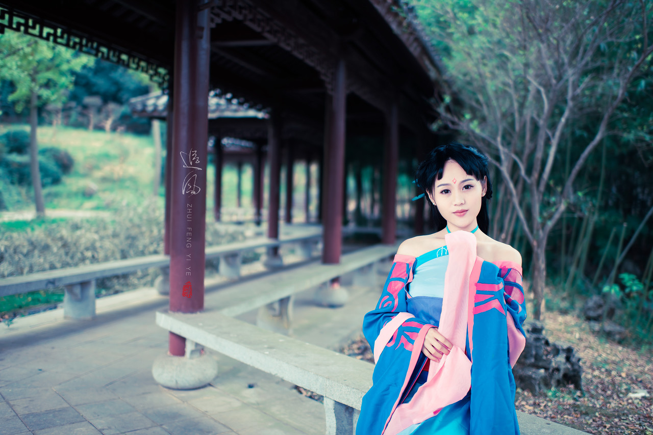 小说：药王重生，随意炼药，万药谷大佬都的亲自出来拜见