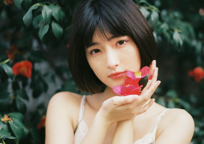 小说：六个年轻人和他打赌看谁的野兽杀得多，赌注是三千万