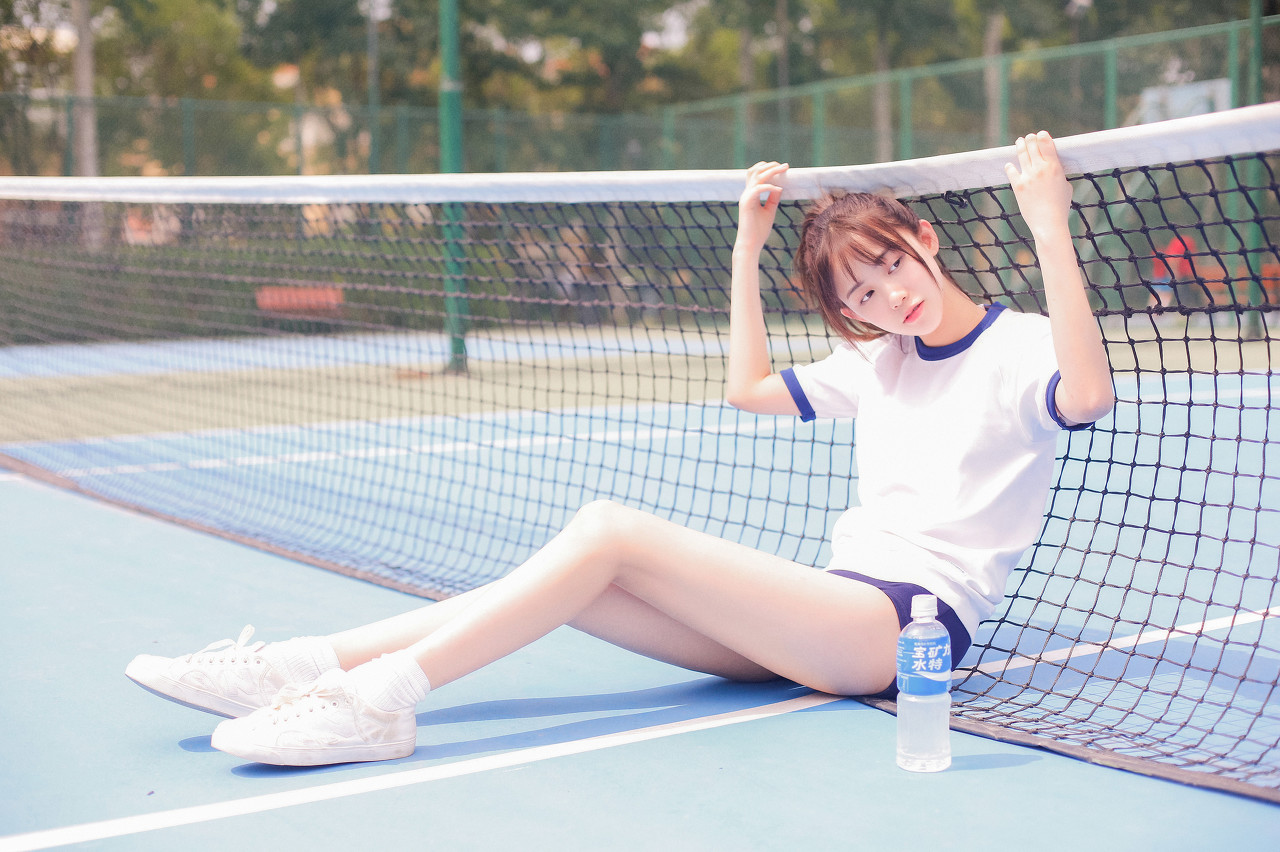 小说：前世他坏事做尽，这一世踏实挣钱，上交工资，她反而愣住了