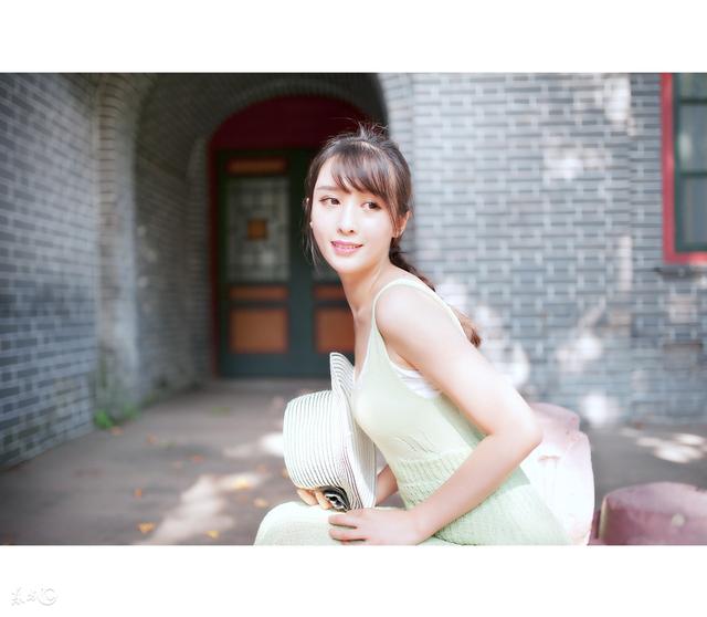 小说：录制的第二天，她不理形象不理矜持，依旧紧抱七金影帝大腿