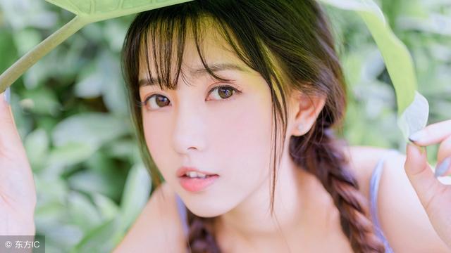 小说：被恶霸当众欺凌，小伙不理暴露富二代身份，气得当场动手