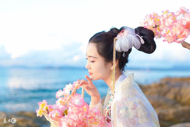 少年昏迷的小说,少女受伤昏迷小说