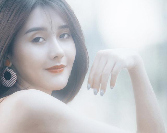 送闺蜜的生日礼物小说,适合送给闺蜜生日礼物的小说