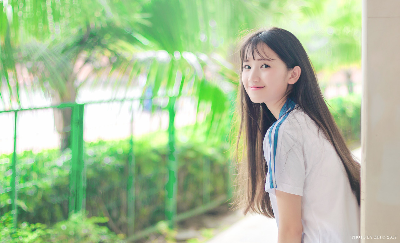 小说：实验室内，一名大汉被固定起来，身上插满了细管，场面怪异