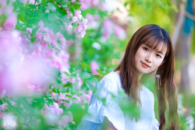 小说穿越成最强反派,重生穿越成反派的现代都市小说