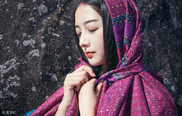 小说：小伙参加同学集会，用一辆破捷达冒充辉腾，老婆：脸皮真厚