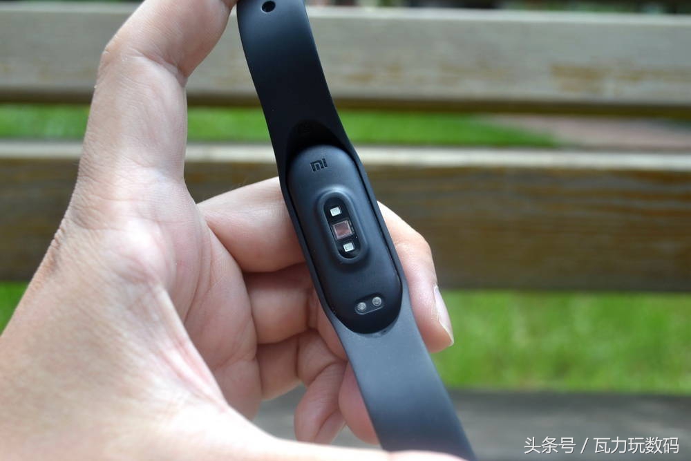 小米手环4普通版有nfc,小米手环4nfc最新版本