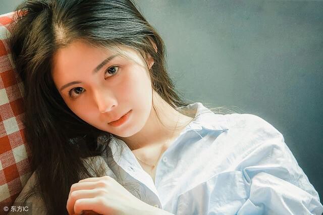 小说：众人眼里的帅小伙，却根本不入校花的法眼，太惨了