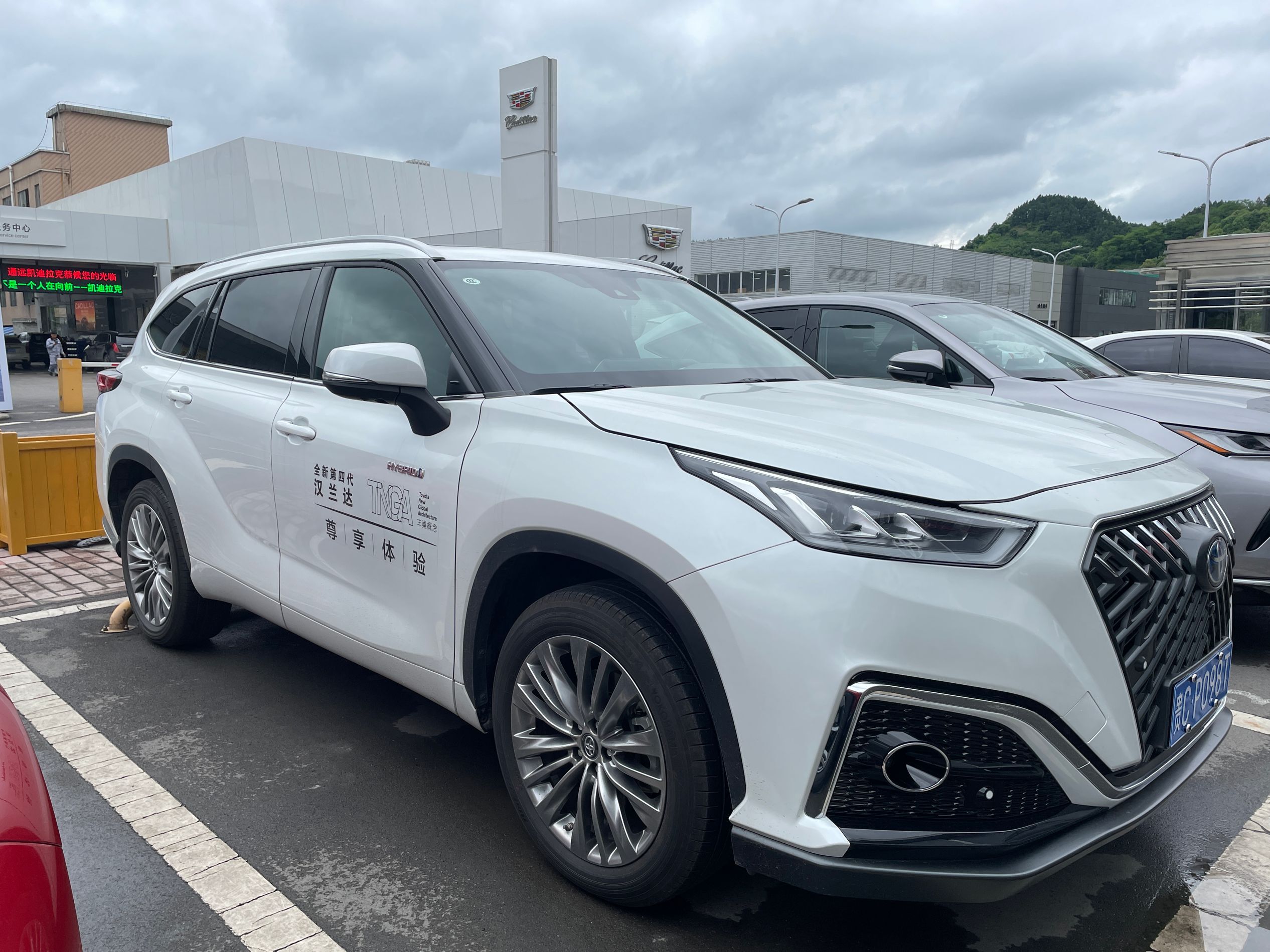 2022汉兰达加装车顶行李架,试驾2021款汉兰达