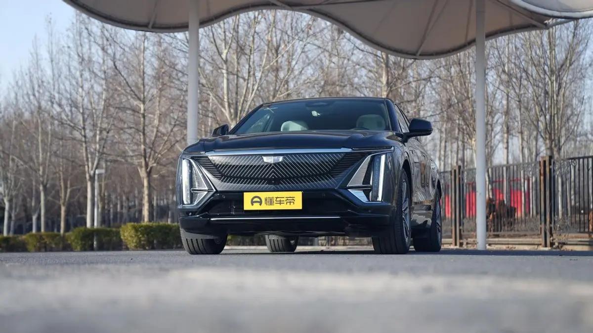 凯迪拉克锐歌轴距,凯迪拉克锐歌和傲歌对比