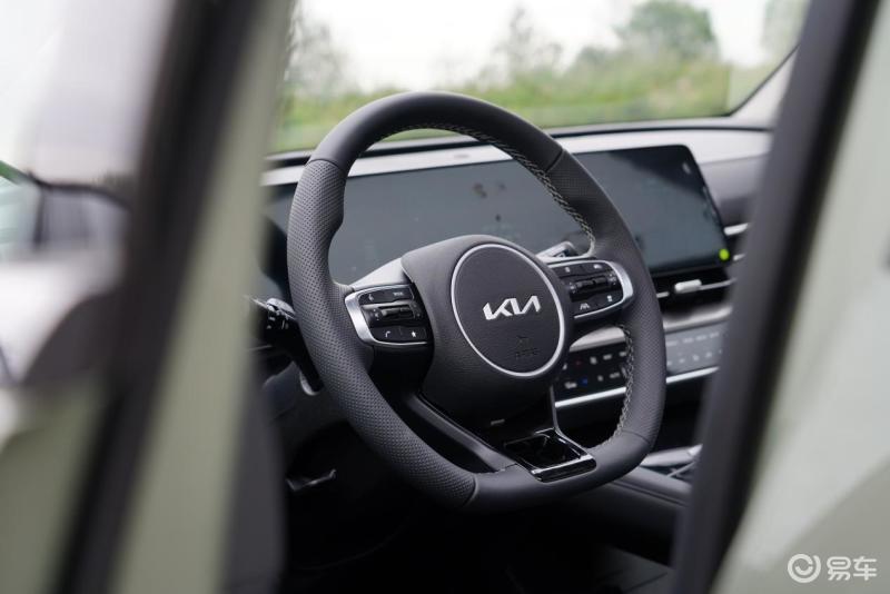 起亚sportage狮铂拓界四驱系统,起亚狮铂拓界2.0第一视角试驾