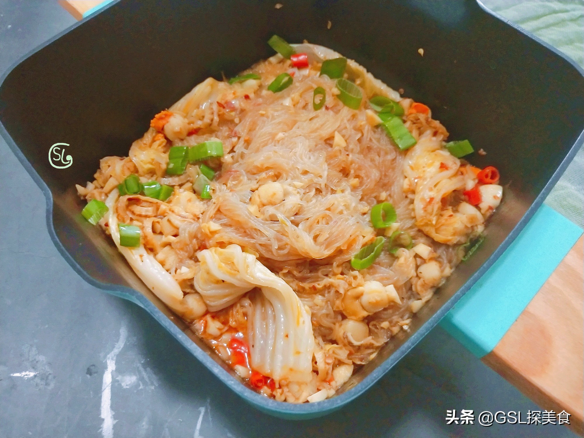 扇贝蒸粉丝的最简单做法,扇贝粉丝蒸着吃还是炒着吃