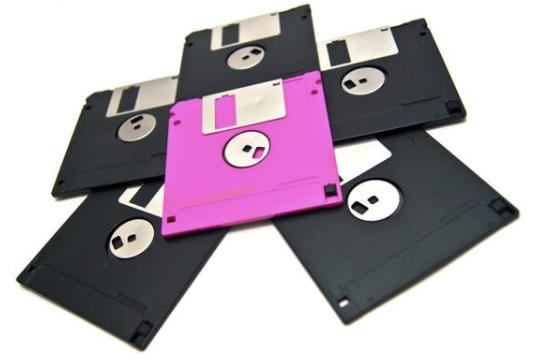 电脑c盘如何快速清除内存,c盘administrator怎么清理内存