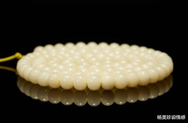 残忍！这9种带血文玩太血腥！碰了小心坐牢