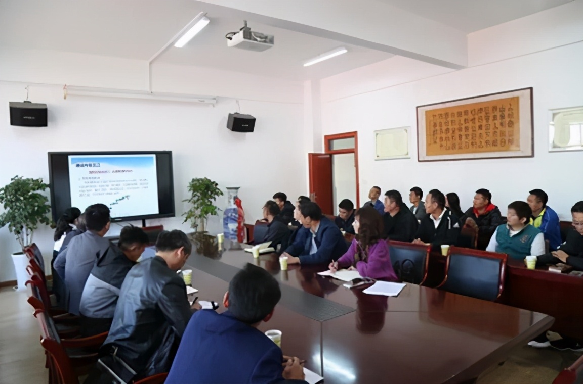 兰州市青少年校园足球特点学校,全国青少年校园足球特点学校奖牌