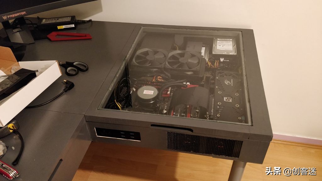 自己动手做一个节省空间的电脑桌,自制内藏电脑桌最全教程