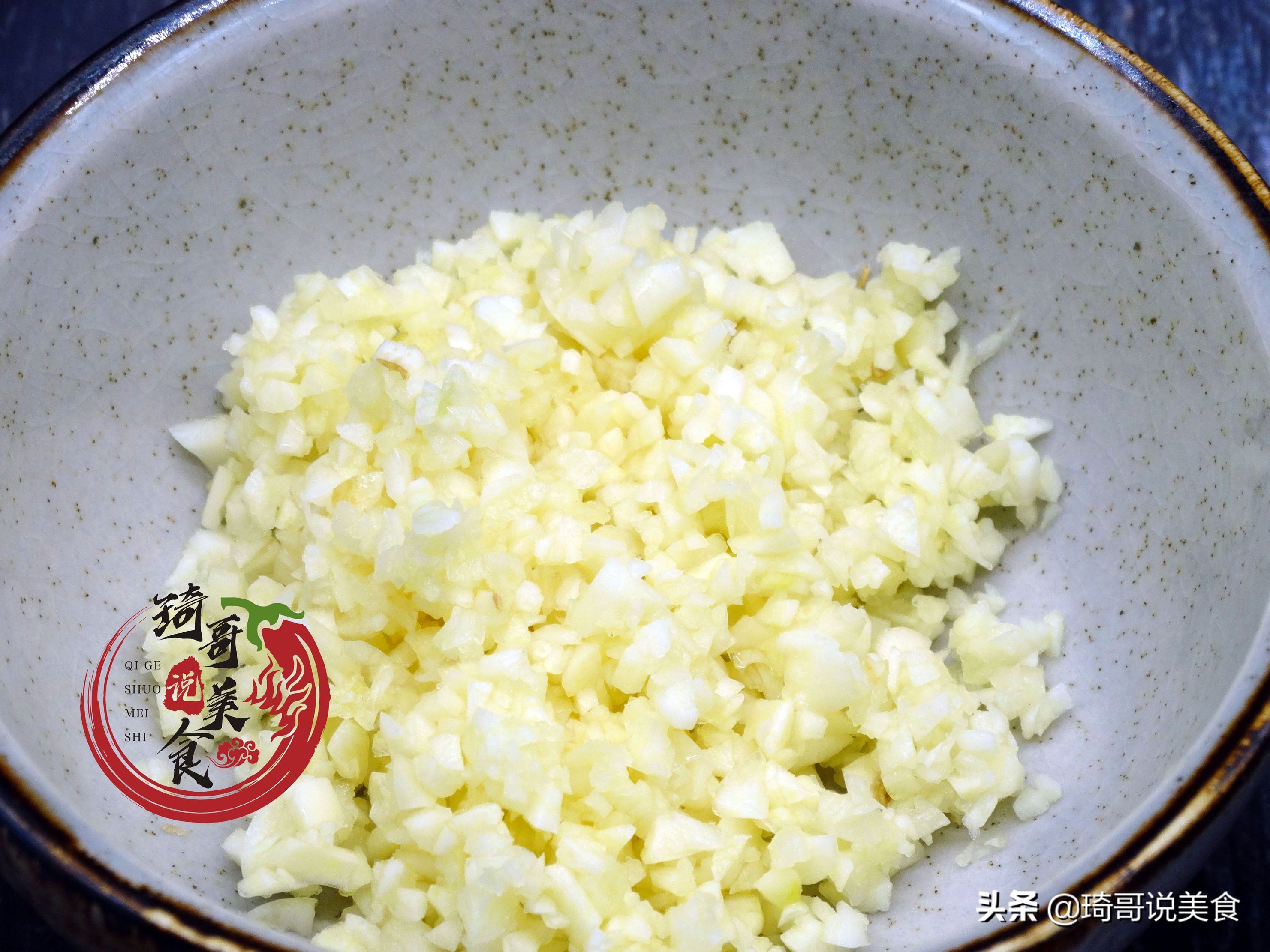 蒜蓉粉丝蒸海鲜做法窍门,蒜蓉粉丝可以和什么海鲜蒸