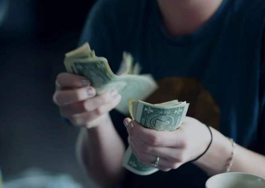 孩子小金库被妈妈发现后拿走,孩子小金库