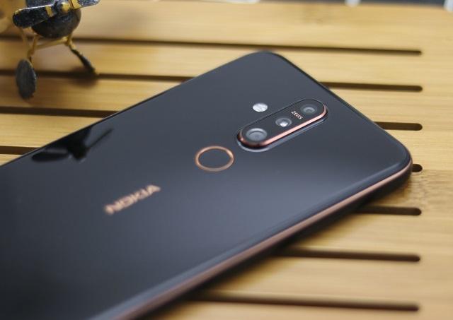 两个月下跌700元，128GB+蔡司认证4800万，诺基亚新机处境尴尬