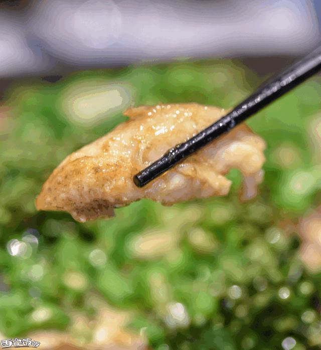 香Skr人！这家店排了两个小时？饭饭送你免排队黑卡内含¥？68