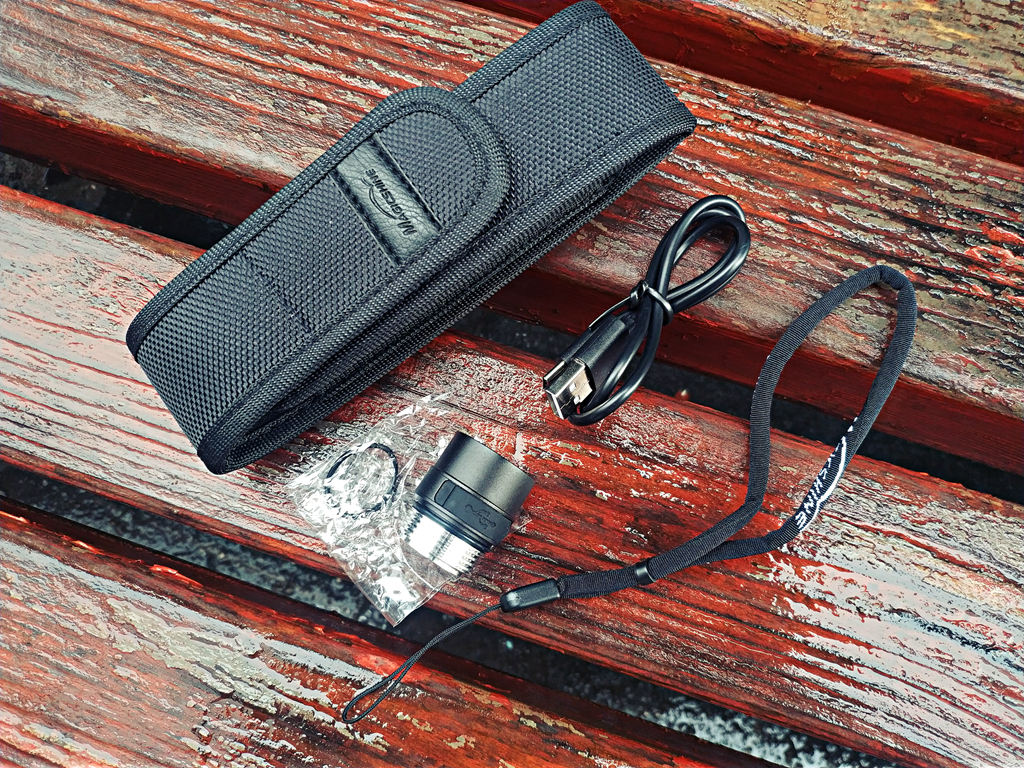 迈极炫最新款手电,迈极炫手电筒怎么样