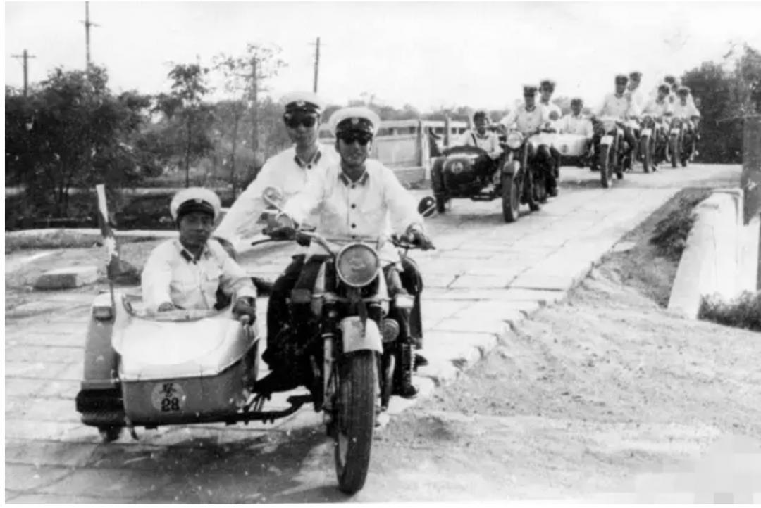 天津老复兴路老照片,天津市南京路图片