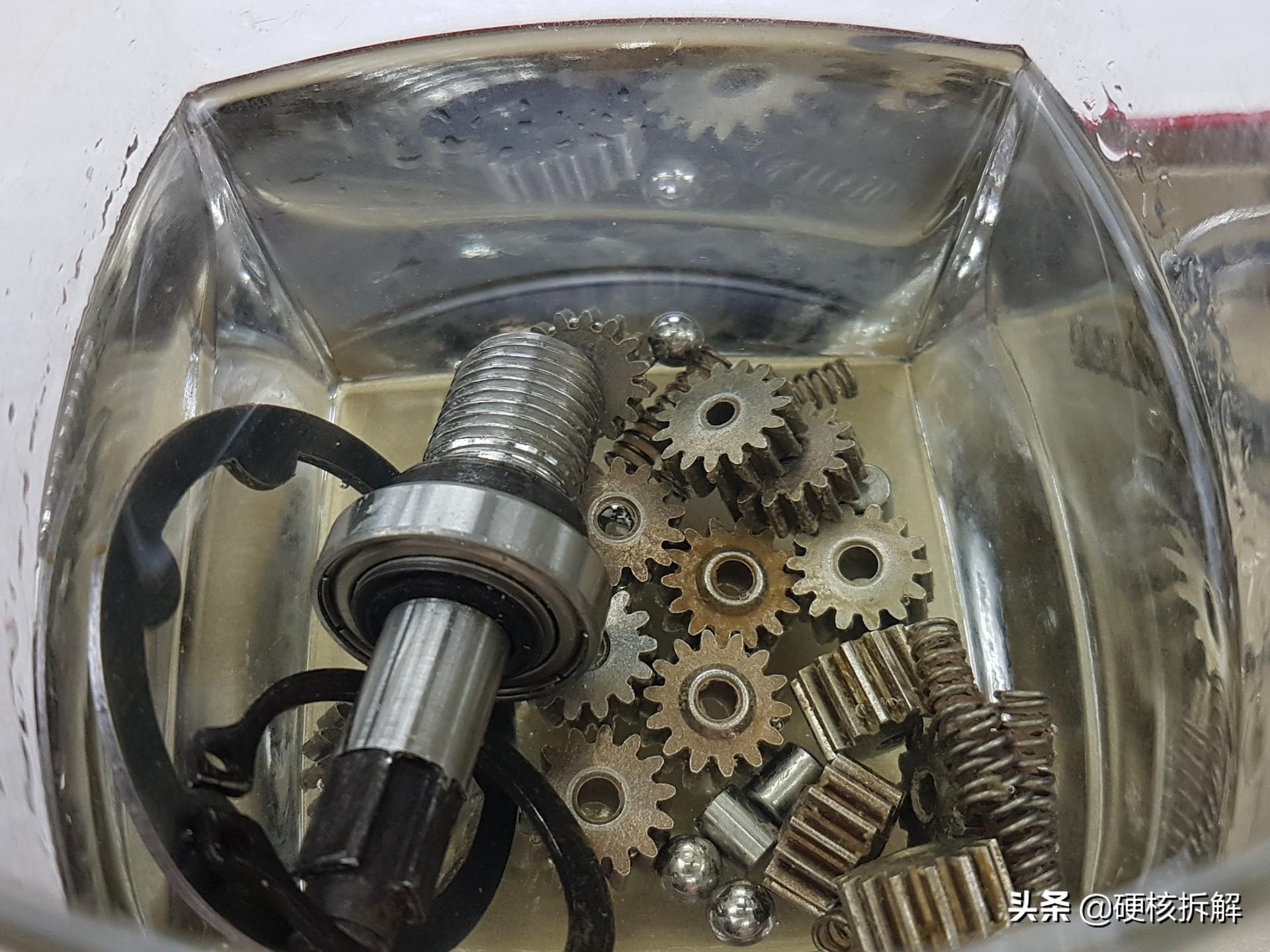 博世有刷电钻齿轮拆卸,博世电钻齿轮拆解视频