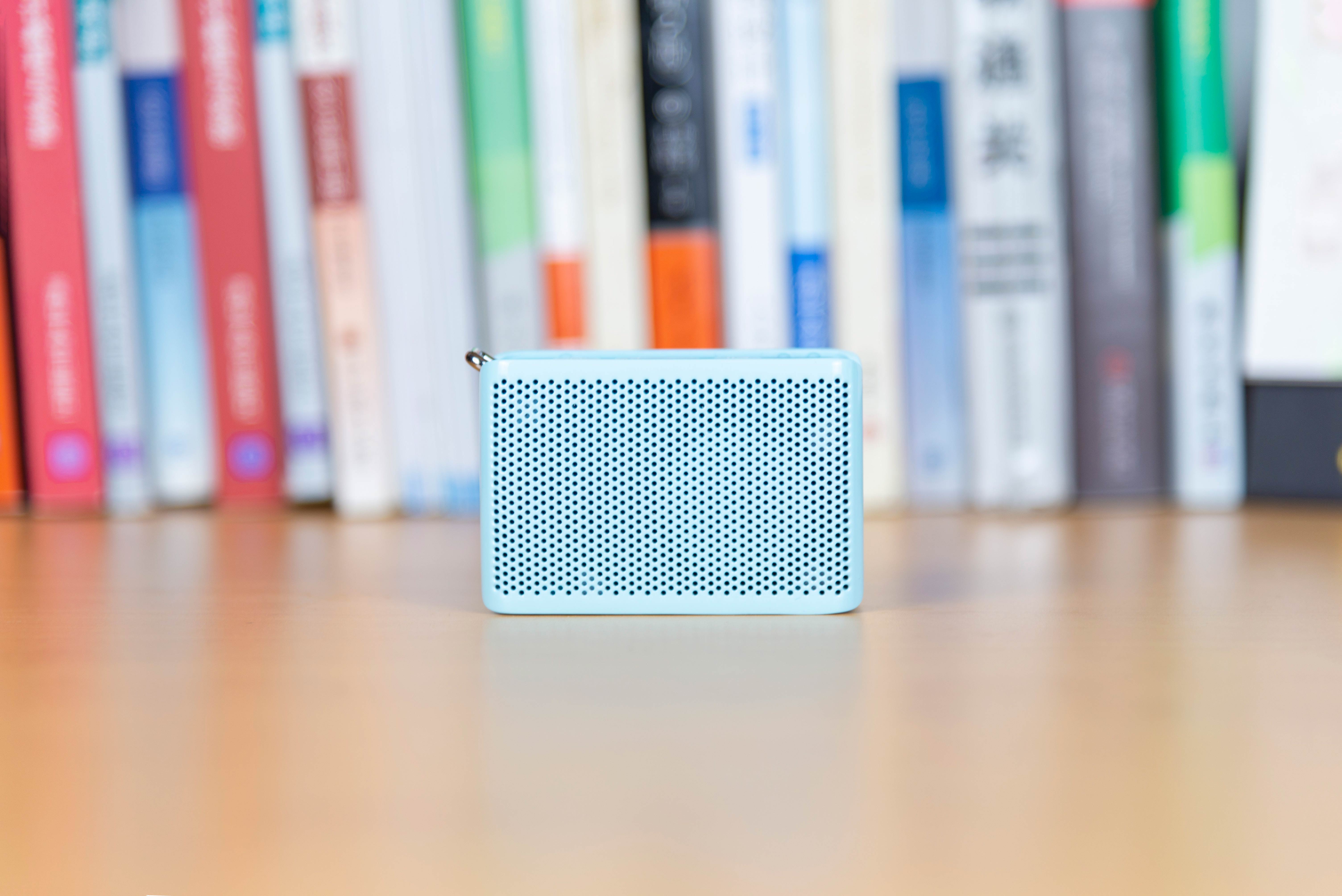 房间蓝牙音箱高颜值ai智能语音,ai智能语音蓝牙小音箱