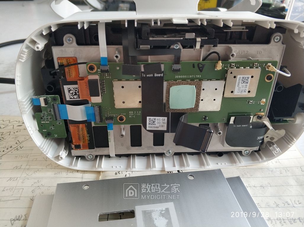 最后之作！被宣告死亡的DaydreamVR及联想MR头显一体机拆解一览